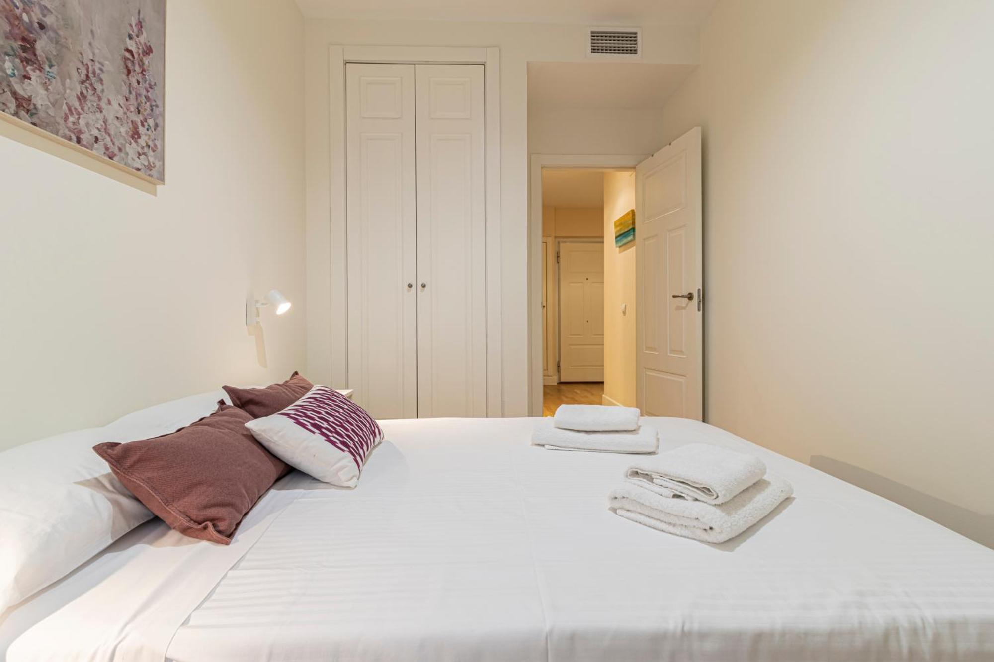 Allo Apartments Santo Domingo 2 Habitaciones - Parking Херес-де-ла-Фронтера Экстерьер фото