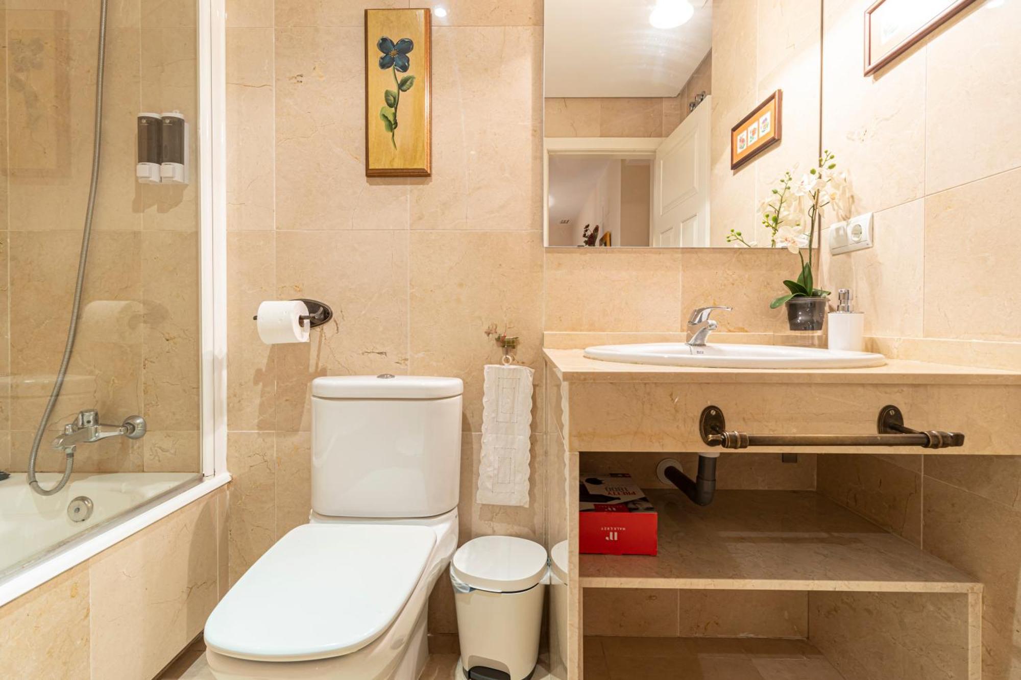 Allo Apartments Santo Domingo 2 Habitaciones - Parking Херес-де-ла-Фронтера Экстерьер фото
