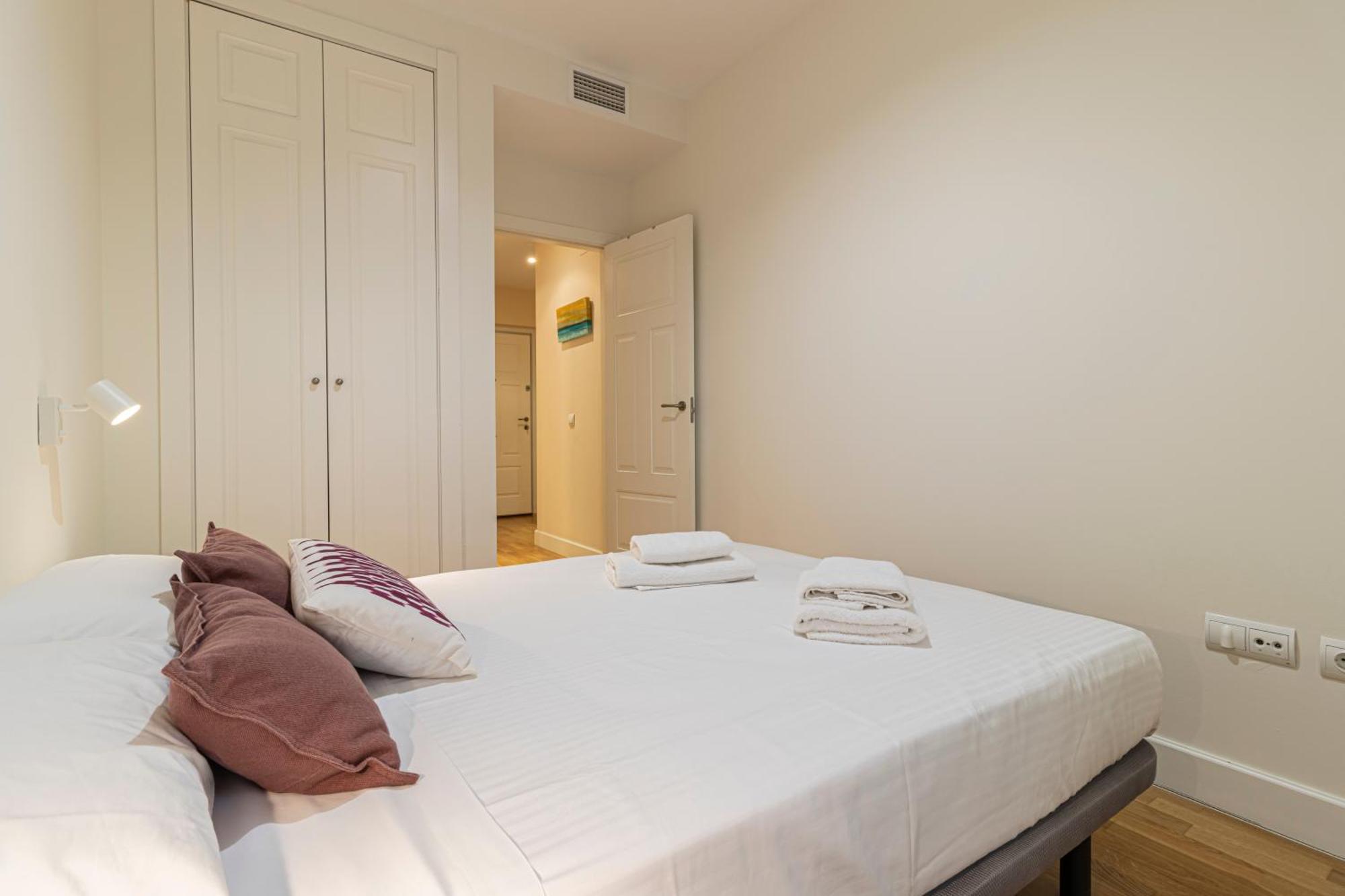 Allo Apartments Santo Domingo 2 Habitaciones - Parking Херес-де-ла-Фронтера Экстерьер фото